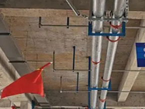和布克赛尔管廊支架的安装方法
